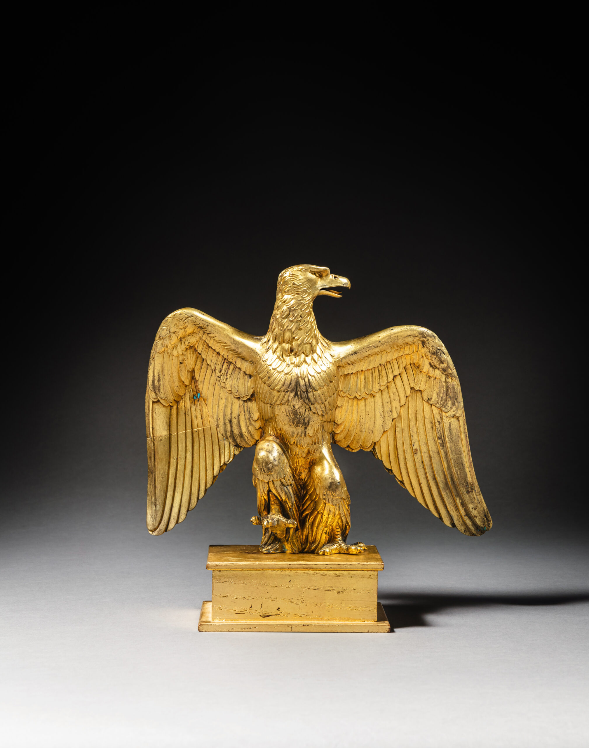 A Gilt-Bronze Eagle from the Empire Period, est 30,000 - 50,000 EUR (1)