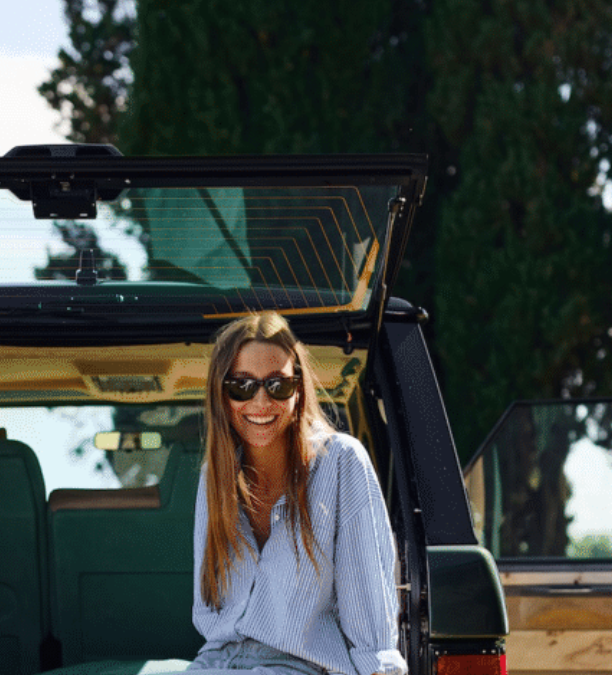 FRESH FROM THE FACTORY – THE VINILE RANGE ROVER CLASSIC